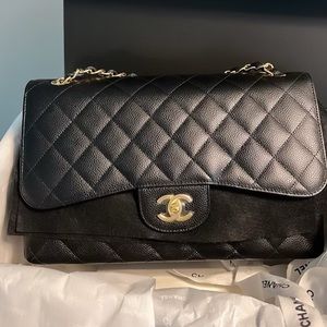 Chanel classic double flap medium caviar leather bag